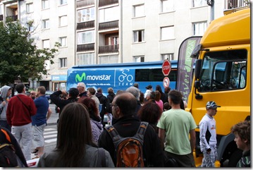 Movistar team bus