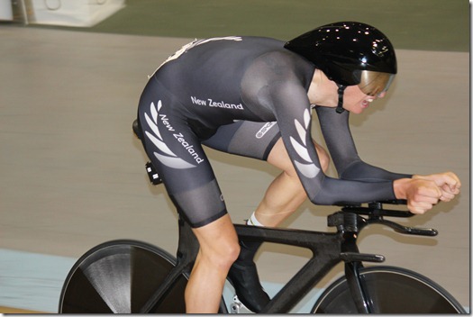 Jesse Sergent Mens Individual Pursuit 4000m Gold medal and NZ National record breaker 4:16:139 mins